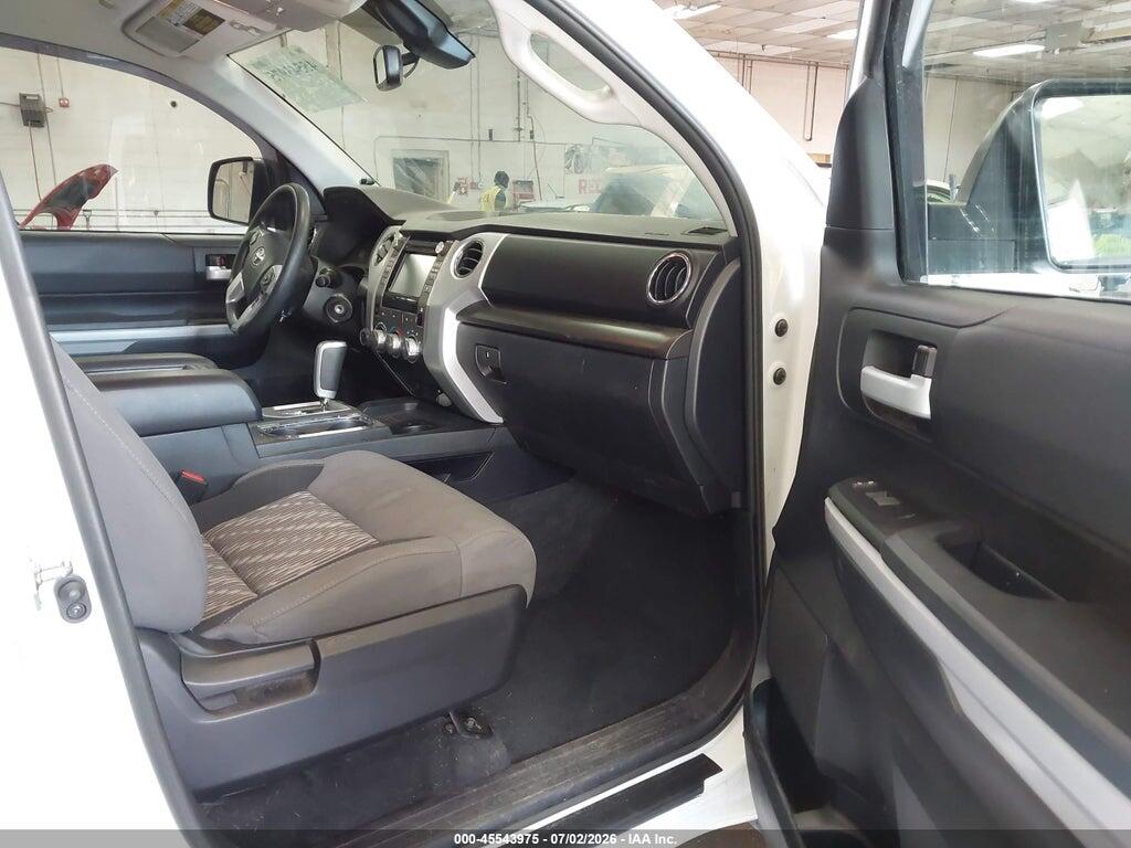 5TFUY5F16KX826465 2019 TOYOTA TUNDRA photo no. 5