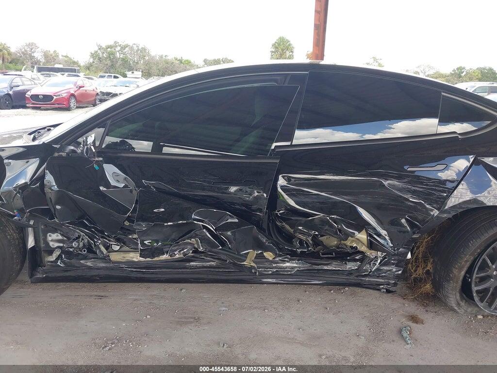 5YJ3E1EA5SF070362 2025 TESLA MODEL 3 photo no. 6