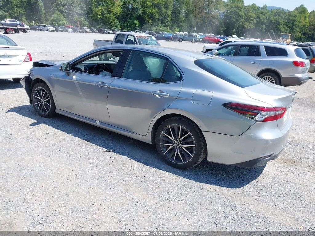 4T1F31AK3MU026769 2021 TOYOTA CAMRY photo no. 3