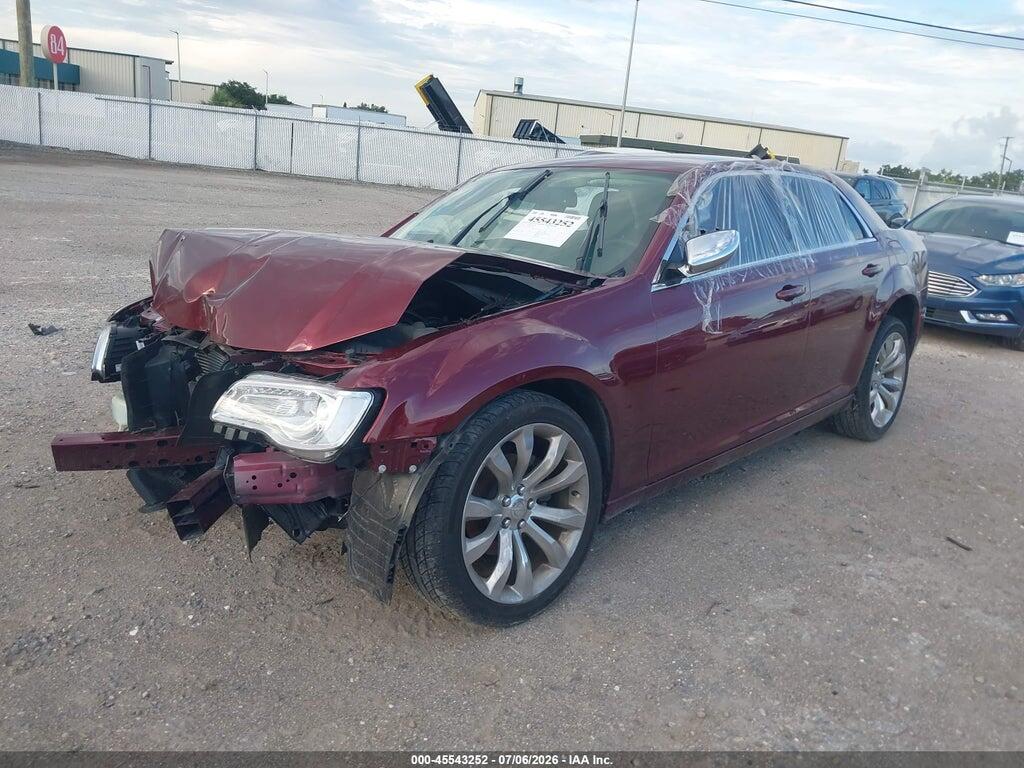 2C3CCAAG8KH601374 2019 CHRYSLER 300 photo no. 2