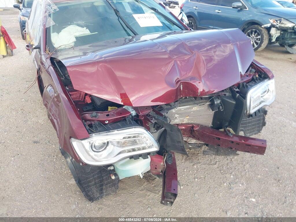 2C3CCAAG8KH601374 2019 CHRYSLER 300 photo no. 6