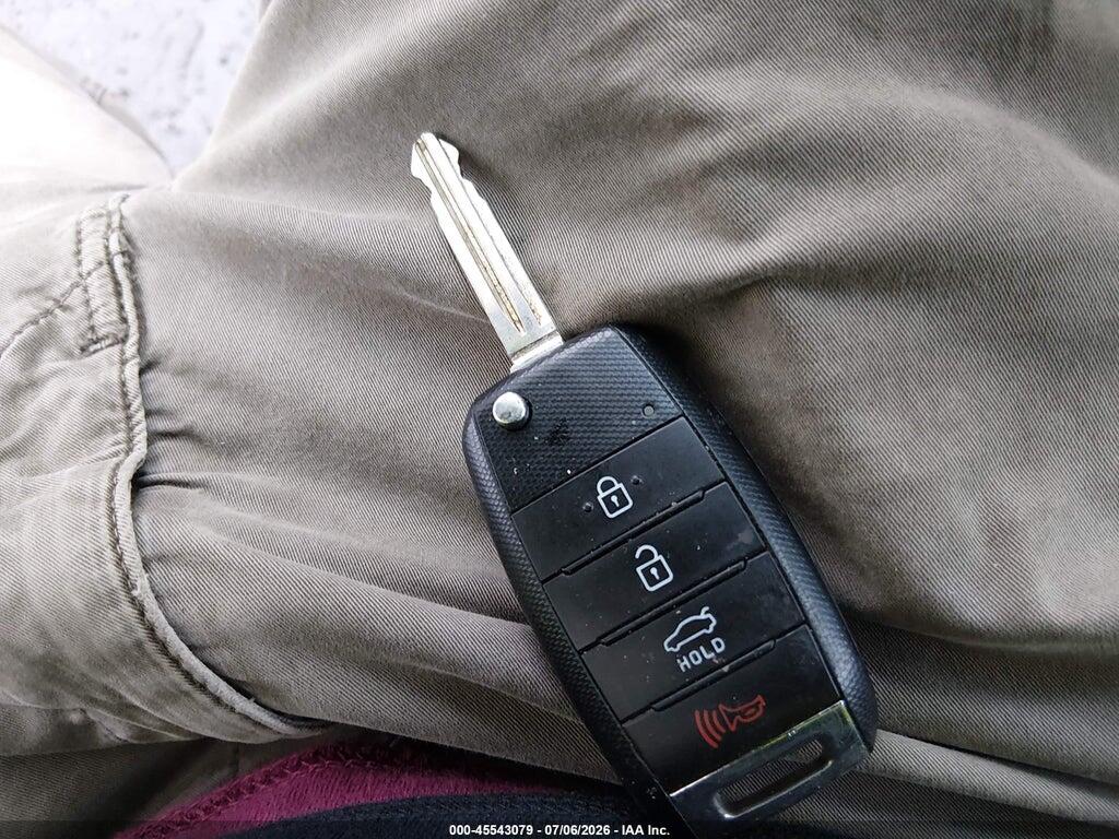 3KPFK4A76HE148874 2017 KIA FORTE photo no. 11