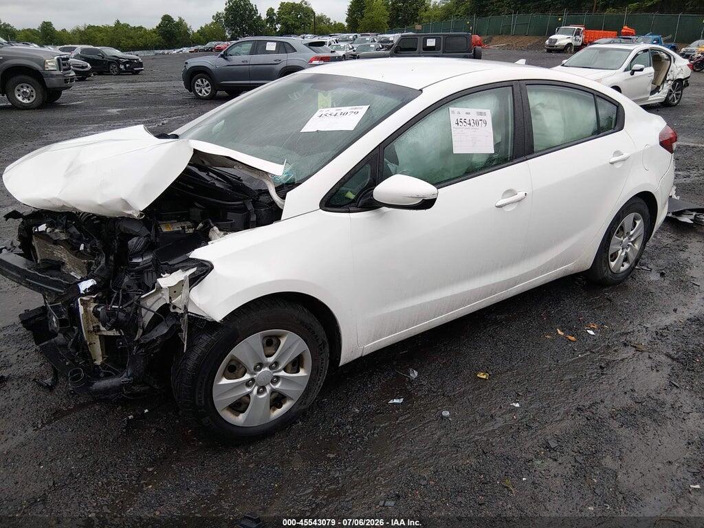 3KPFK4A76HE148874 2017 KIA FORTE photo no. 2
