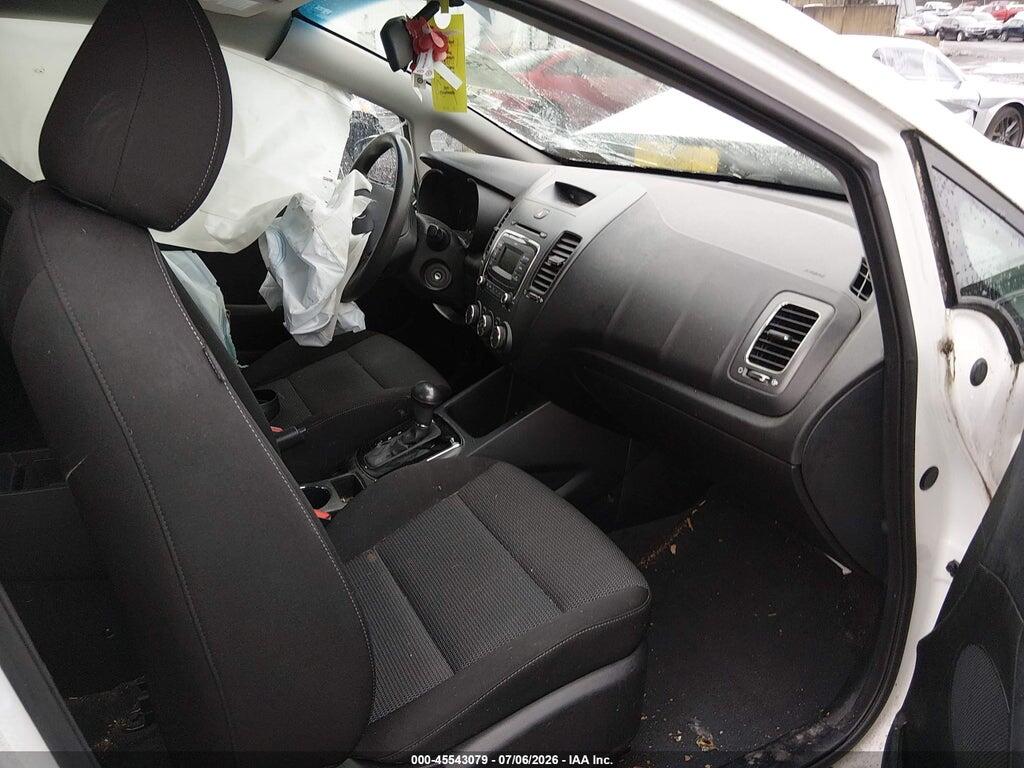 3KPFK4A76HE148874 2017 KIA FORTE photo no. 5