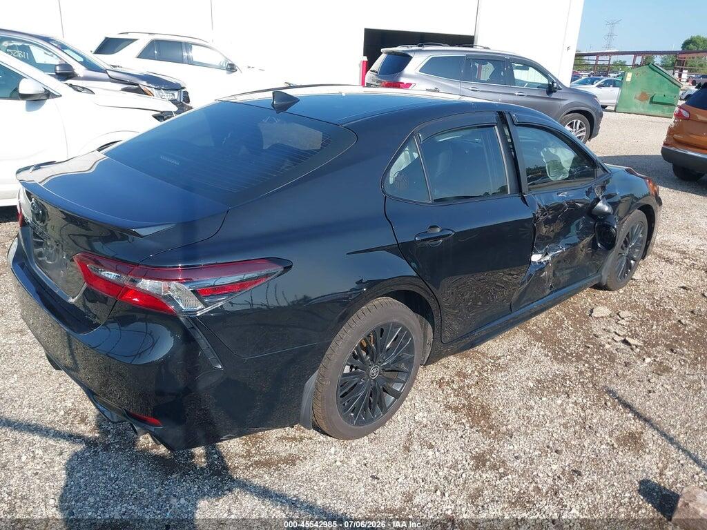4T1G11BK7MU033992 2021 TOYOTA CAMRY photo no. 4