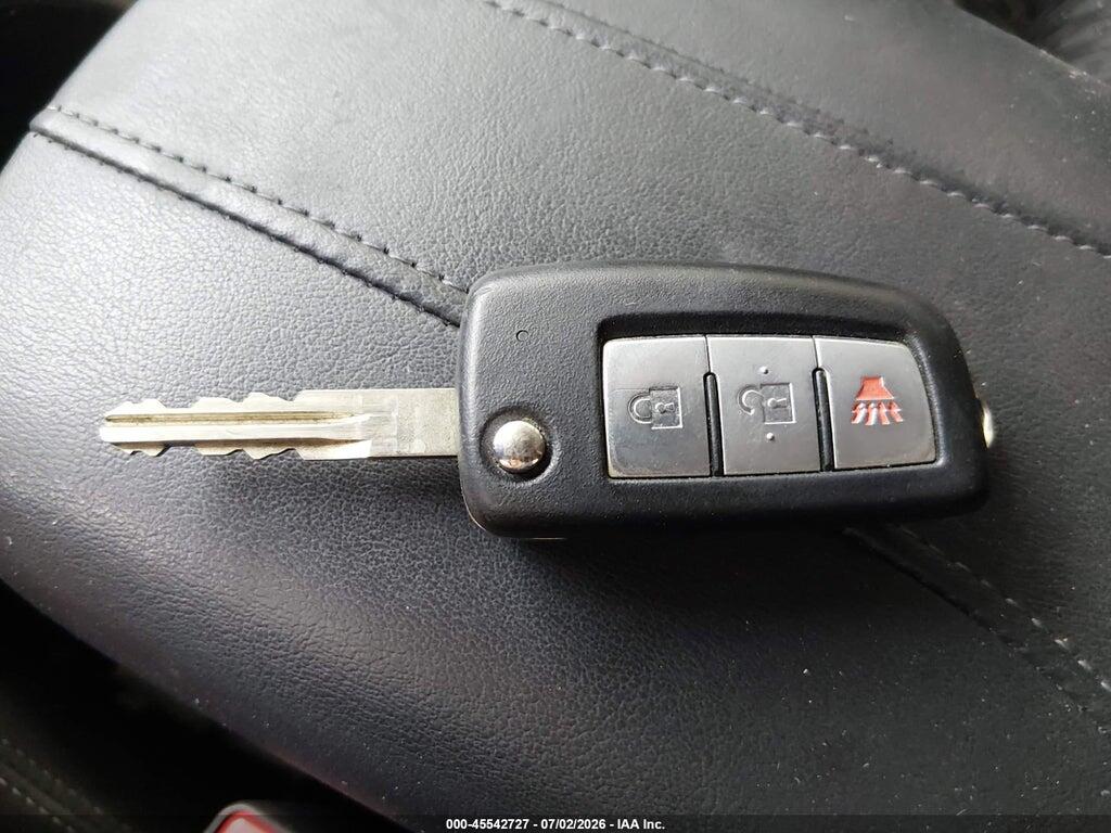 KNMAT2MT2HP598512 2017 NISSAN ROGUE photo no. 11