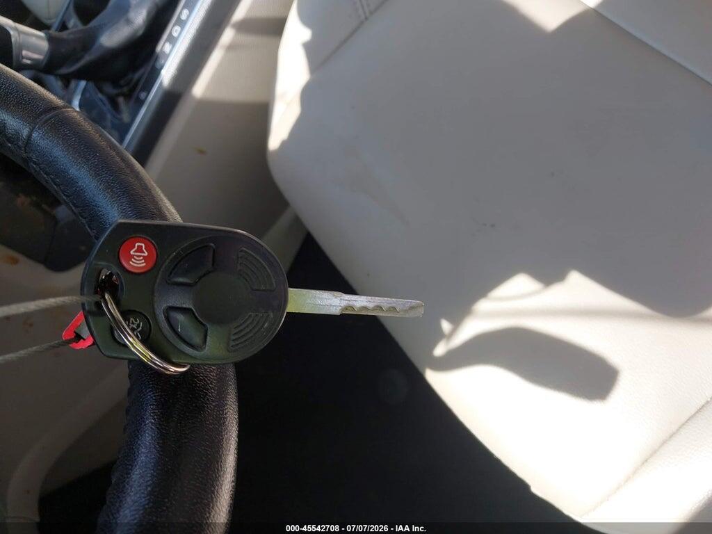 1FMCU0GD7HUB25975 2017 FORD ESCAPE photo no. 11