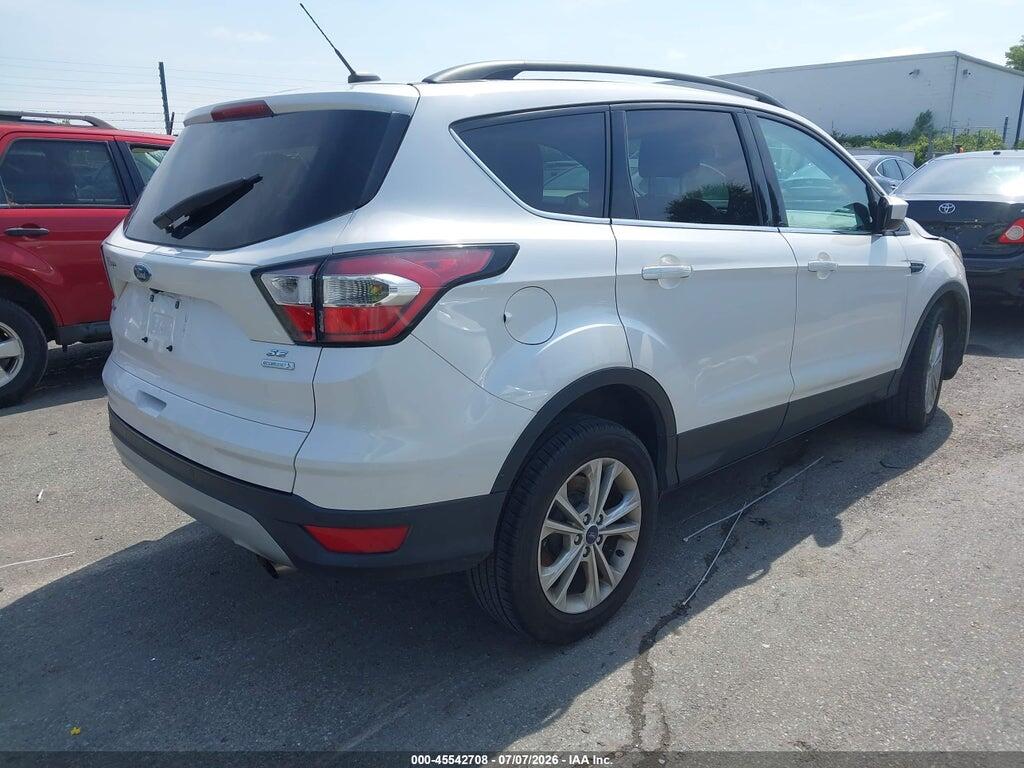 1FMCU0GD7HUB25975 2017 FORD ESCAPE photo no. 4