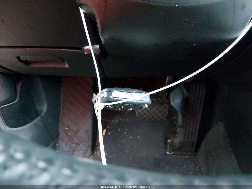 WA1ECCFS2JR004050 2018 AUDI Q3 photo no. 11