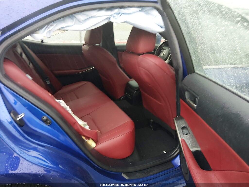 JTHC81D29K5038029 2019 LEXUS IS 300 photo no. 8