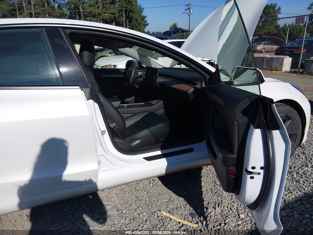 5YJ3E1EA8MF991610 2021 TESLA MODEL 3 photo no. 5
