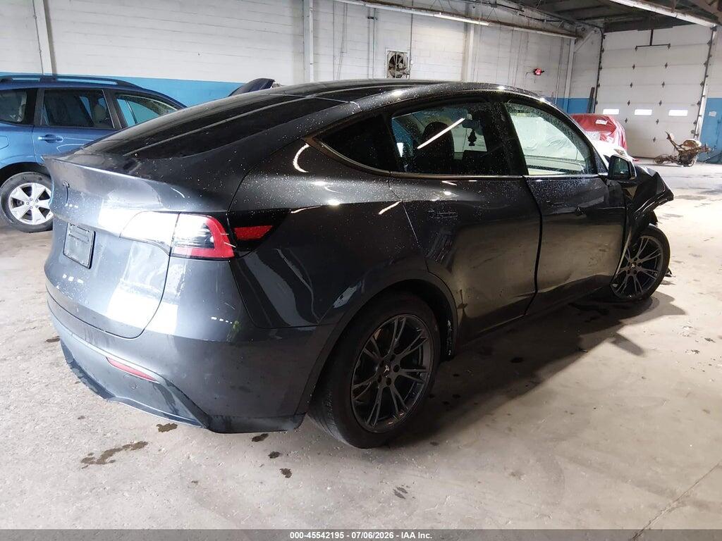 7SAYGDEE6RA325535 2024 TESLA MODEL Y photo no. 4