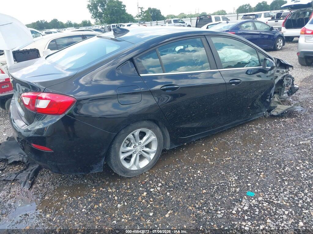 1G1BE5SM7K7145403 2019 CHEVROLET CRUZE photo no. 4