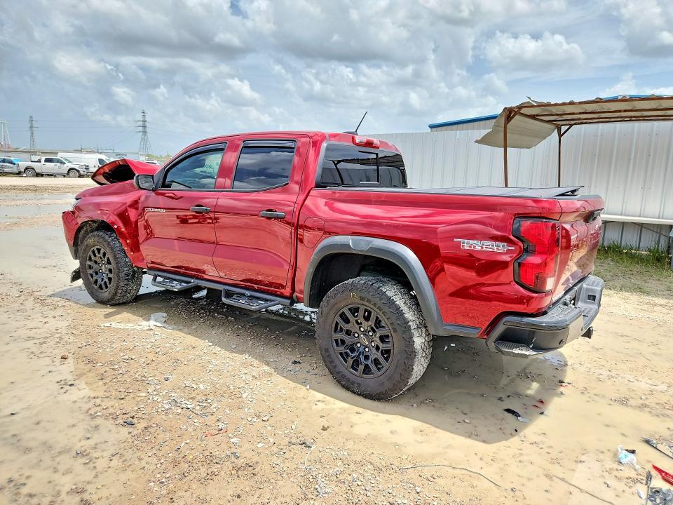 2026 CHEVROLET COLORADO TRAIL BOSS — Фото 2 из 12