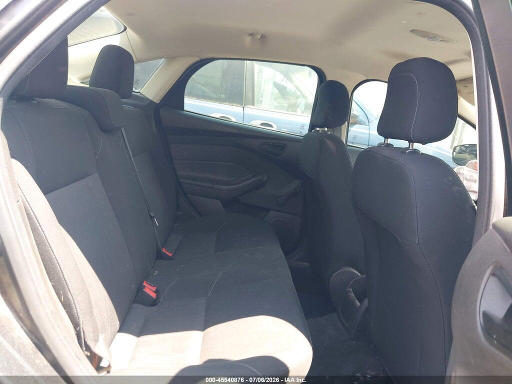 1FADP3E27GL379229 2016 FORD FOCUS photo no. 8