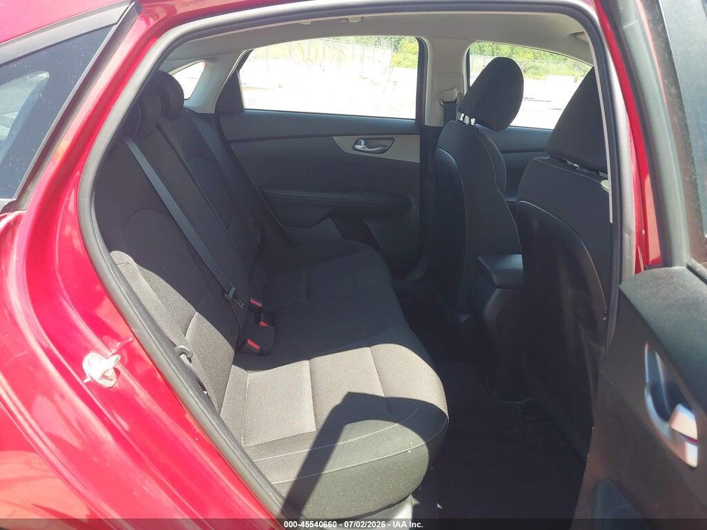 3KPF24AD2KE055363 2019 KIA FORTE photo no. 8
