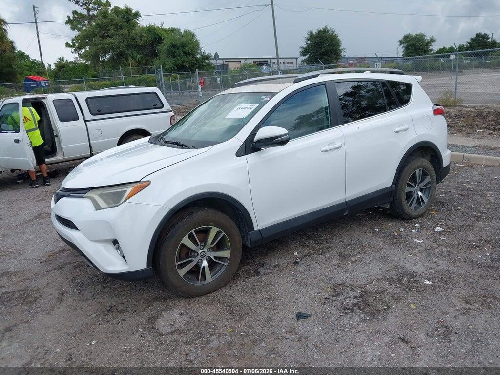 2T3WFREVXHW317504 2017 TOYOTA RAV4 photo no. 2