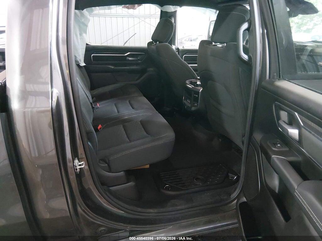 1C6SRFFPXSN689869 2025 RAM 1500 photo no. 8