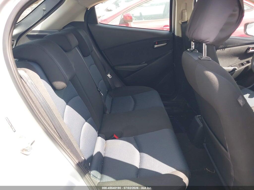3MYDLBJV5LY707864 2020 TOYOTA YARIS photo no. 8