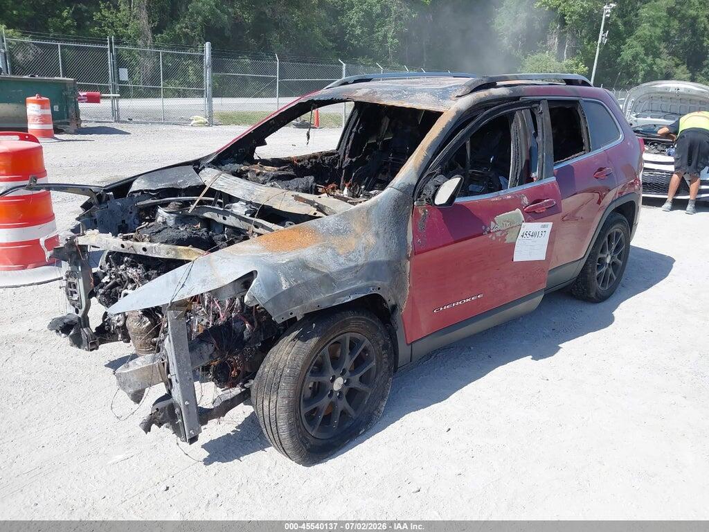 1C4PJLCS9HW548968 2017 JEEP CHEROKEE photo no. 2