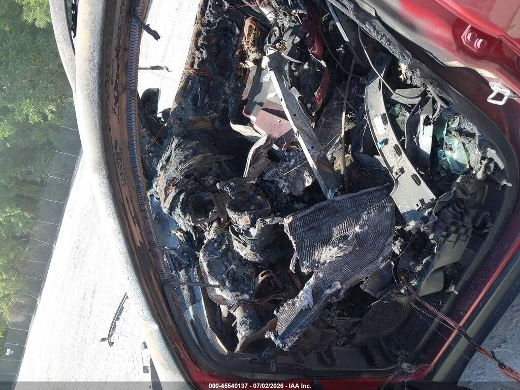 1C4PJLCS9HW548968 2017 JEEP CHEROKEE photo no. 5