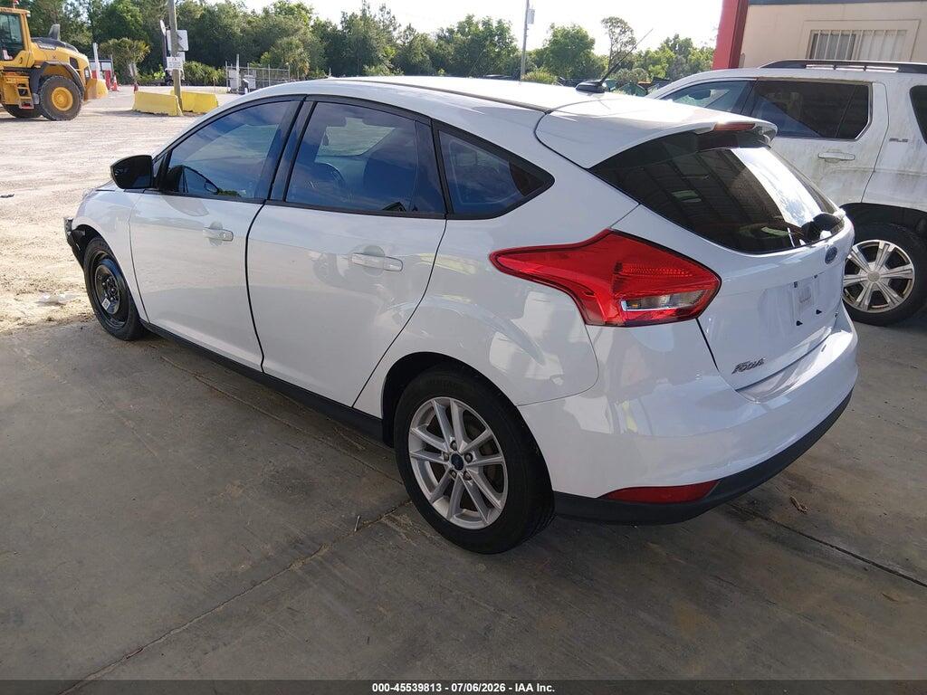 1FADP3K22HL208569 2017 FORD FOCUS photo no. 3