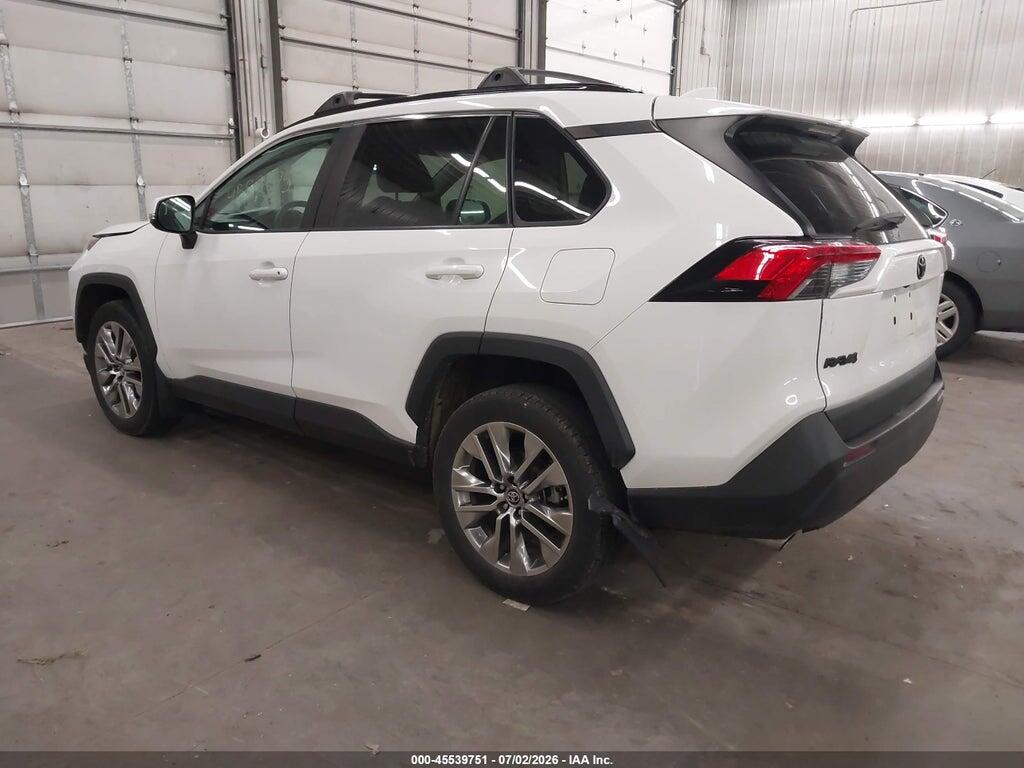 2T3C1RFV8KC026766 2019 TOYOTA RAV4 photo no. 3