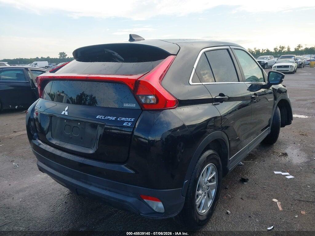 JA4AT3AA7JZ050017 2018 MITSUBISHI ECLIPSE CROSS photo no. 4