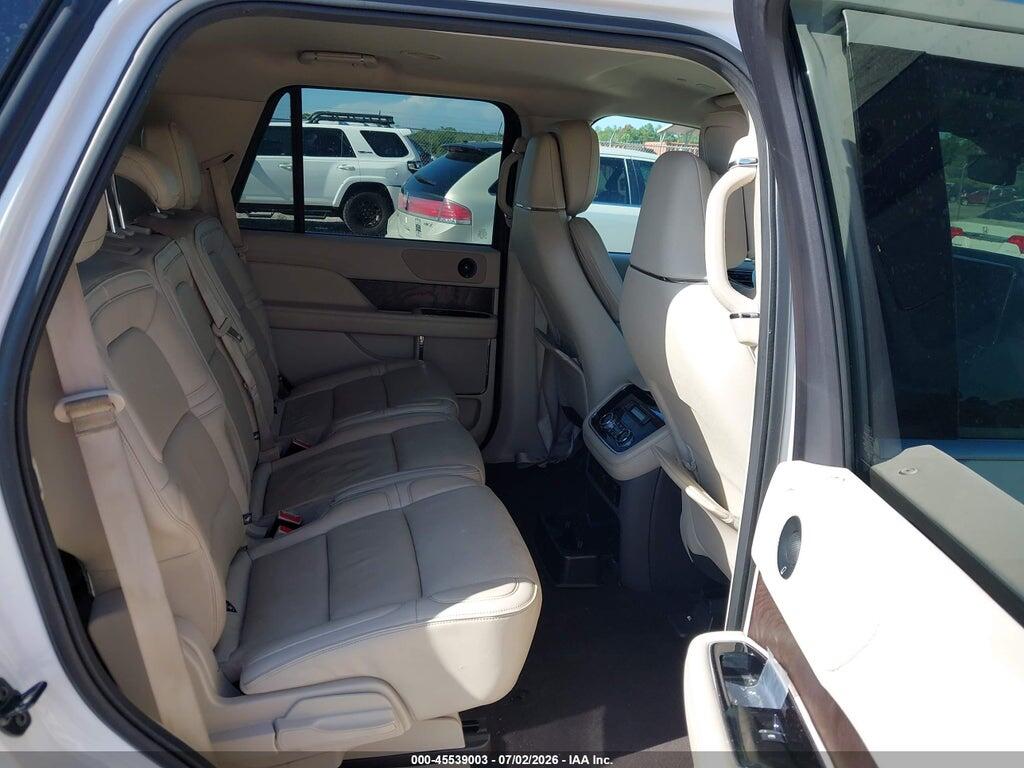 5LMJJ2HT4KEL14017 2019 LINCOLN NAVIGATOR photo no. 8