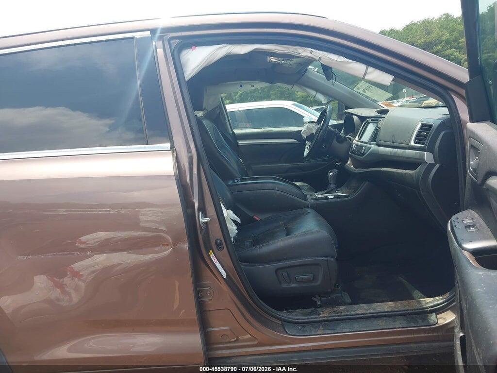 5TDKZRFH4JS260836 2018 TOYOTA HIGHLANDER photo no. 5