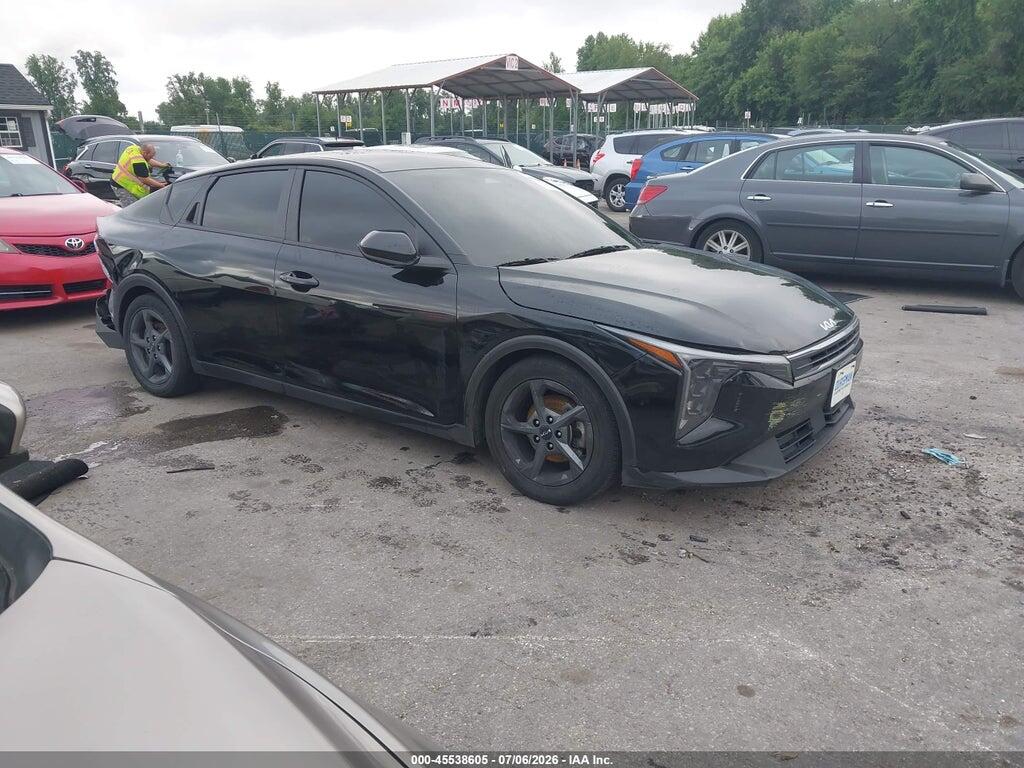 3KPFT4DE1SE221261 2025 KIA K4 photo no. 1