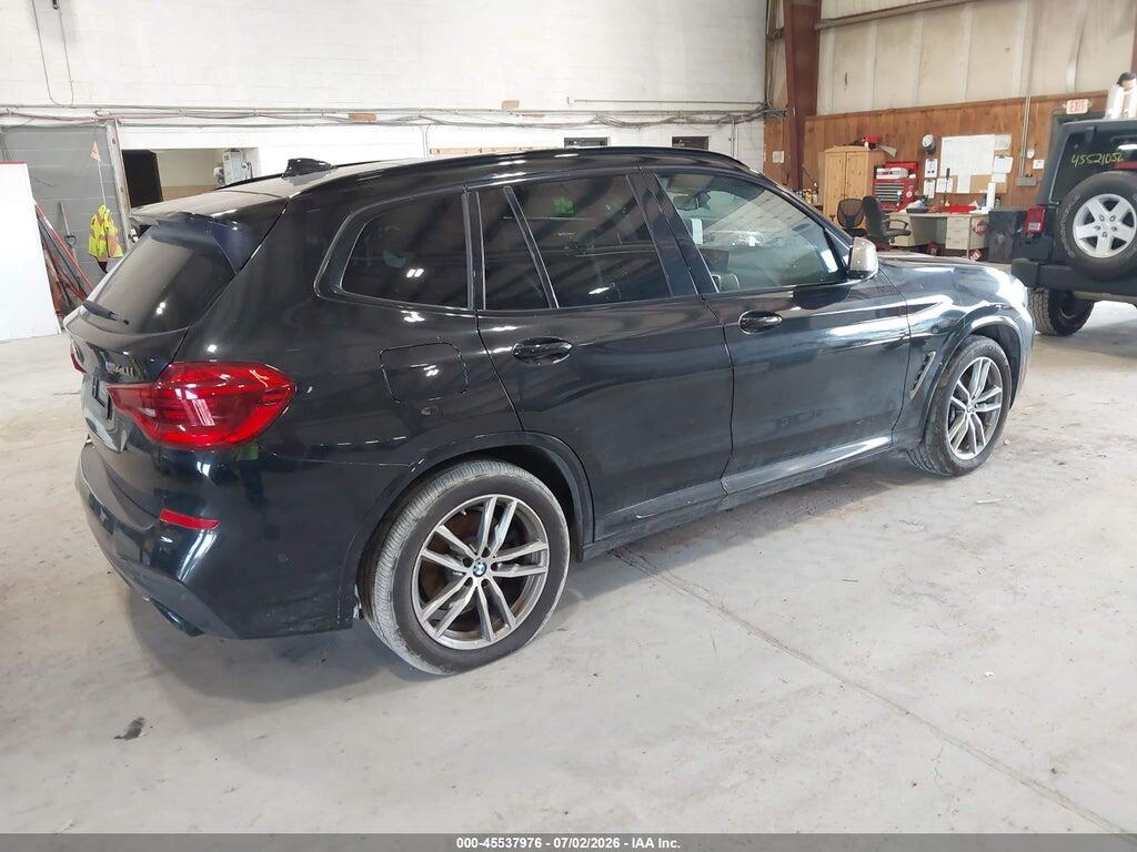 5UXTS3C58J0Y97827 2018 BMW X3 photo no. 4