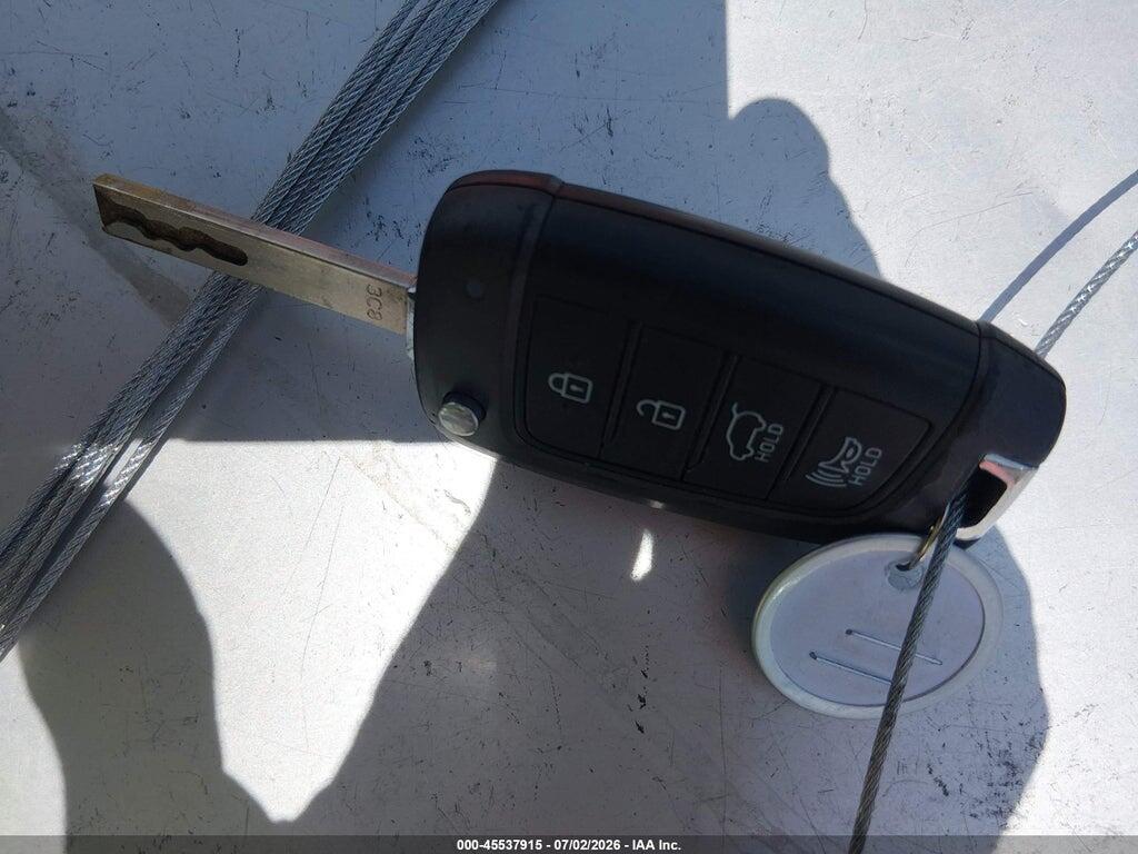 KMHTG6AF7KU020025 2019 HYUNDAI VELOSTER photo no. 11