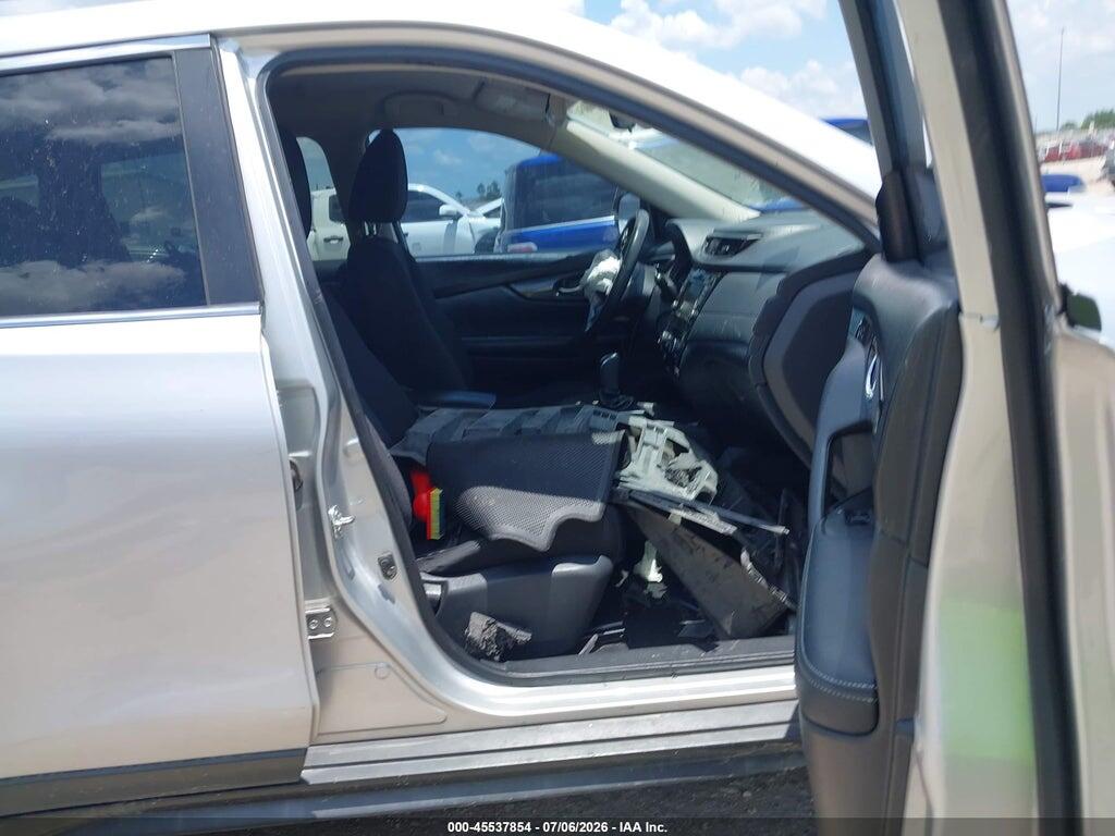 KNMAT2MT1KP560745 2019 NISSAN ROGUE photo no. 5