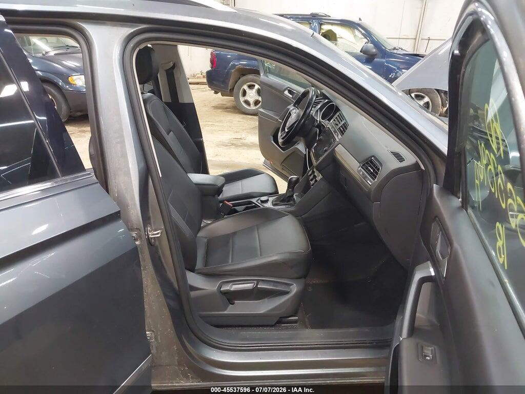 3VV2B7AX0JM169619 2018 VOLKSWAGEN TIGUAN photo no. 5