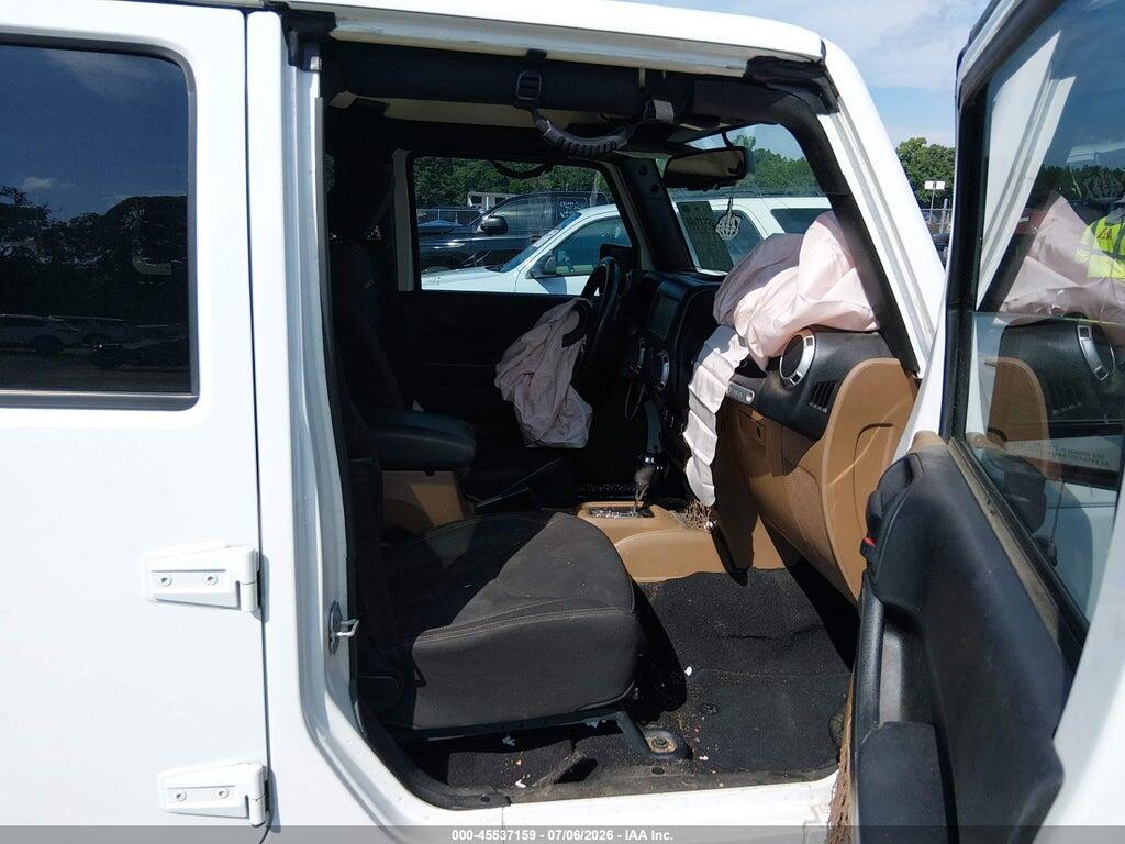 1C4BJWFG1HL711875 2017 JEEP WRANGLER UNLIMITED photo no. 5
