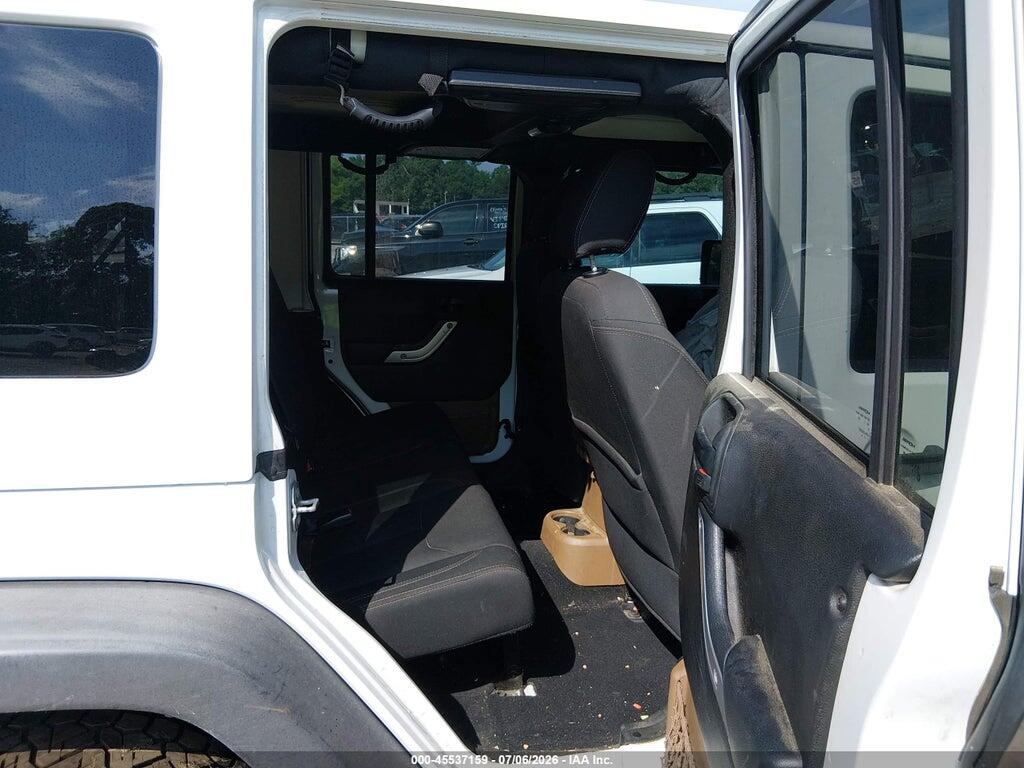 1C4BJWFG1HL711875 2017 JEEP WRANGLER UNLIMITED photo no. 8