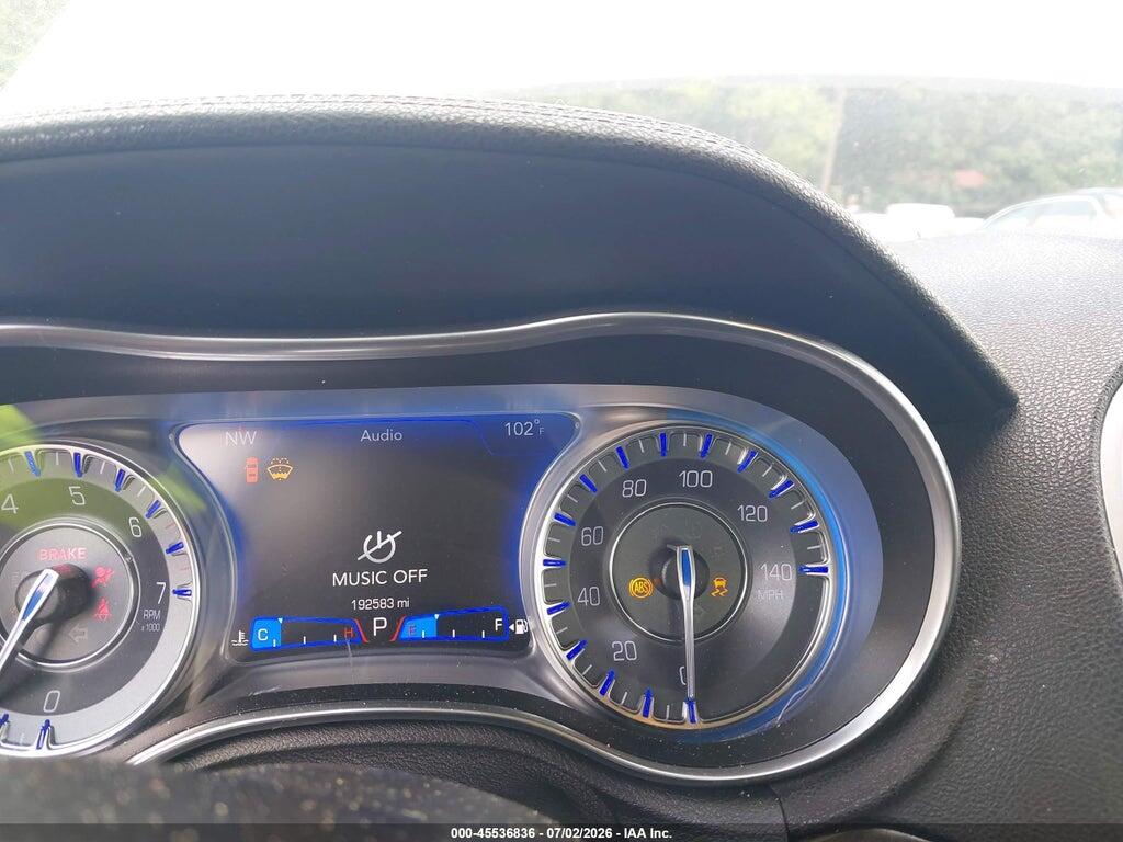 2C3CCAKG4KH689998 2019 CHRYSLER 300 photo no. 7