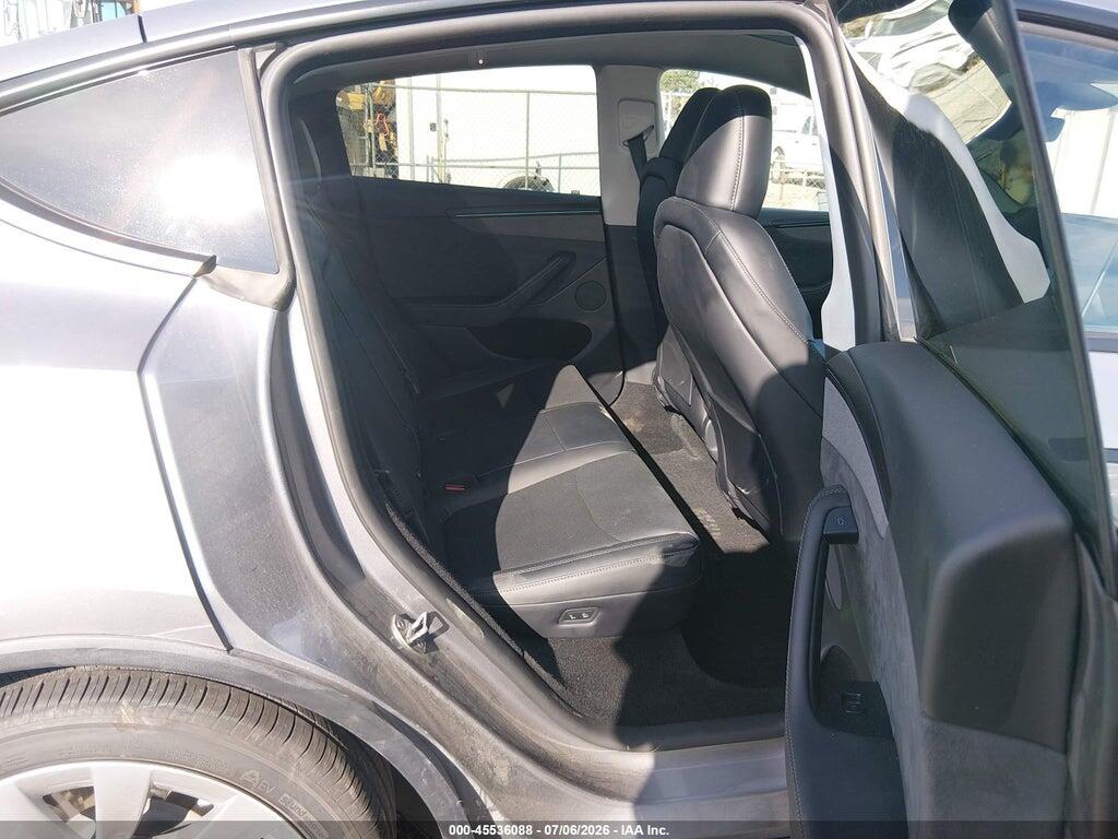 7SAYGDEE3TF334848 2026 TESLA MODEL Y photo no. 8