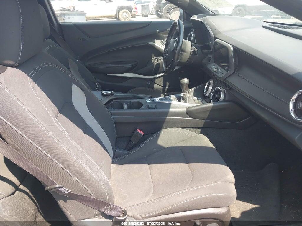 1G1FA1RS7H0120125 2017 CHEVROLET CAMARO photo no. 5