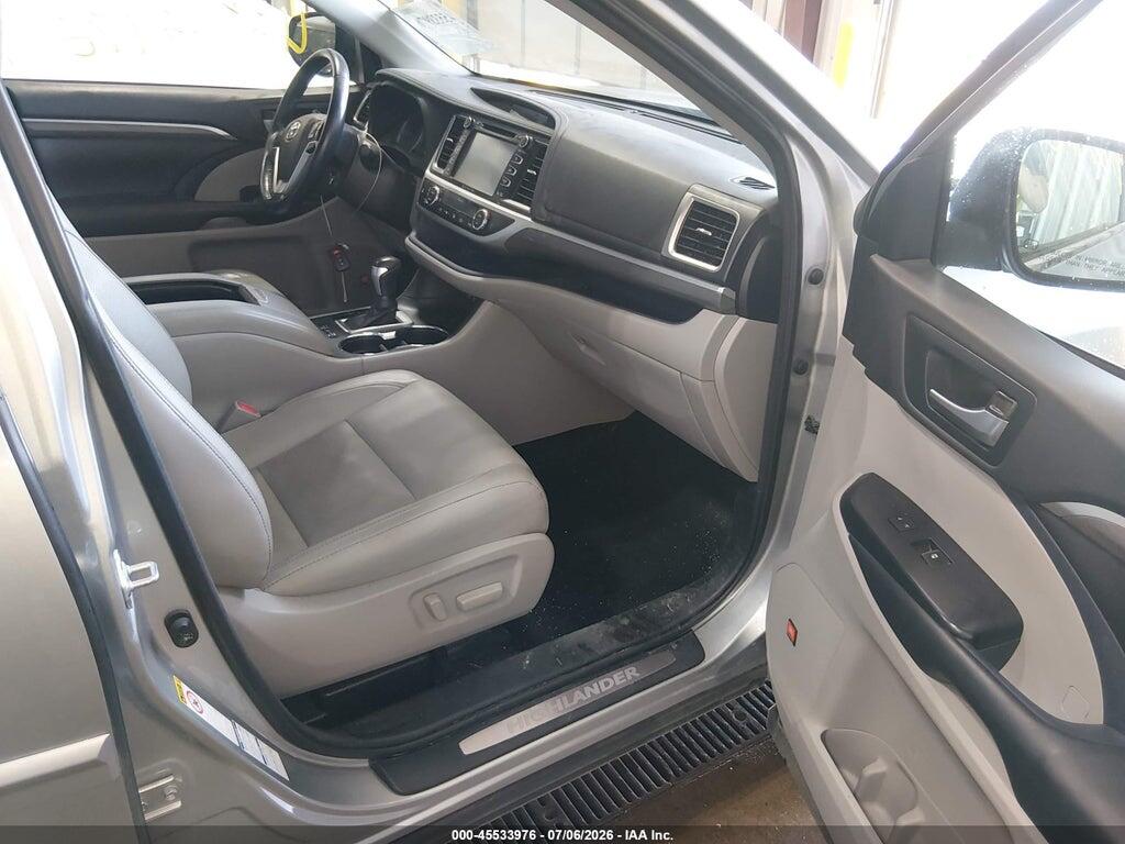 5TDDZRFH5JS872522 2018 TOYOTA HIGHLANDER photo no. 5