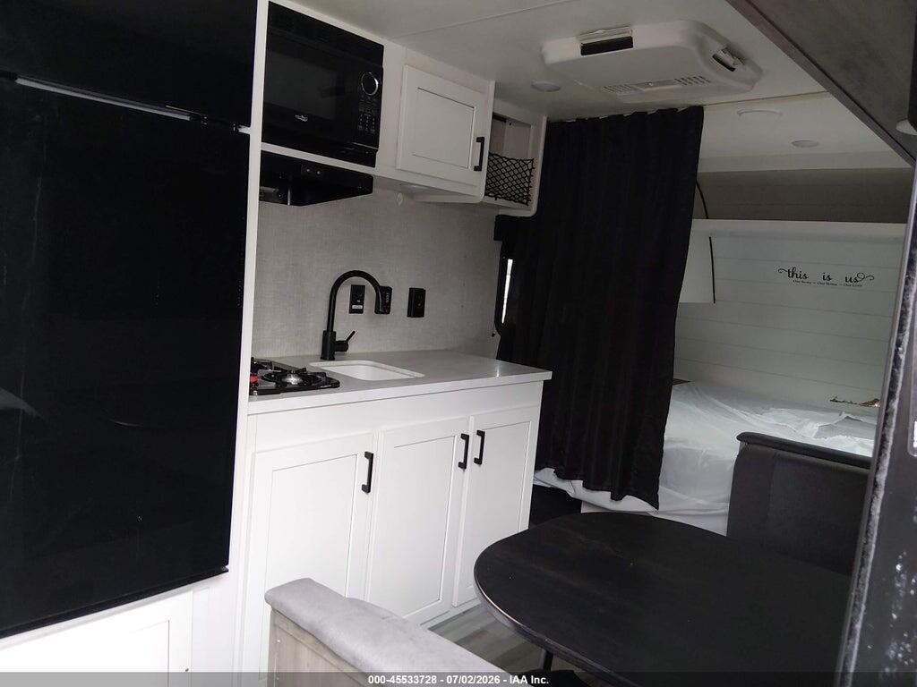 1UJBC0AJ0R1YA0288 2024 JAYCO JAYFL184BH photo no. 8