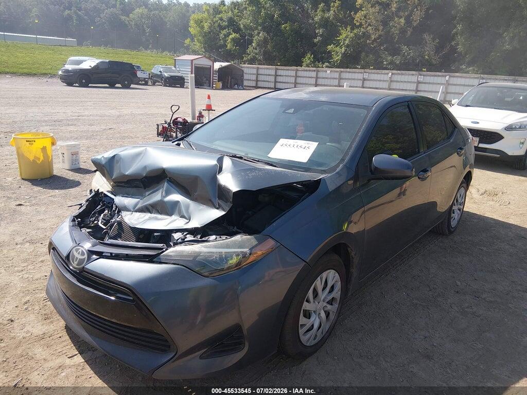 5YFBURHEXHP709912 2017 TOYOTA COROLLA photo no. 2