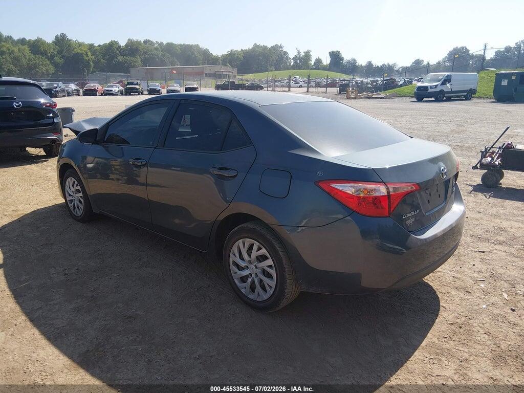 5YFBURHEXHP709912 2017 TOYOTA COROLLA photo no. 3