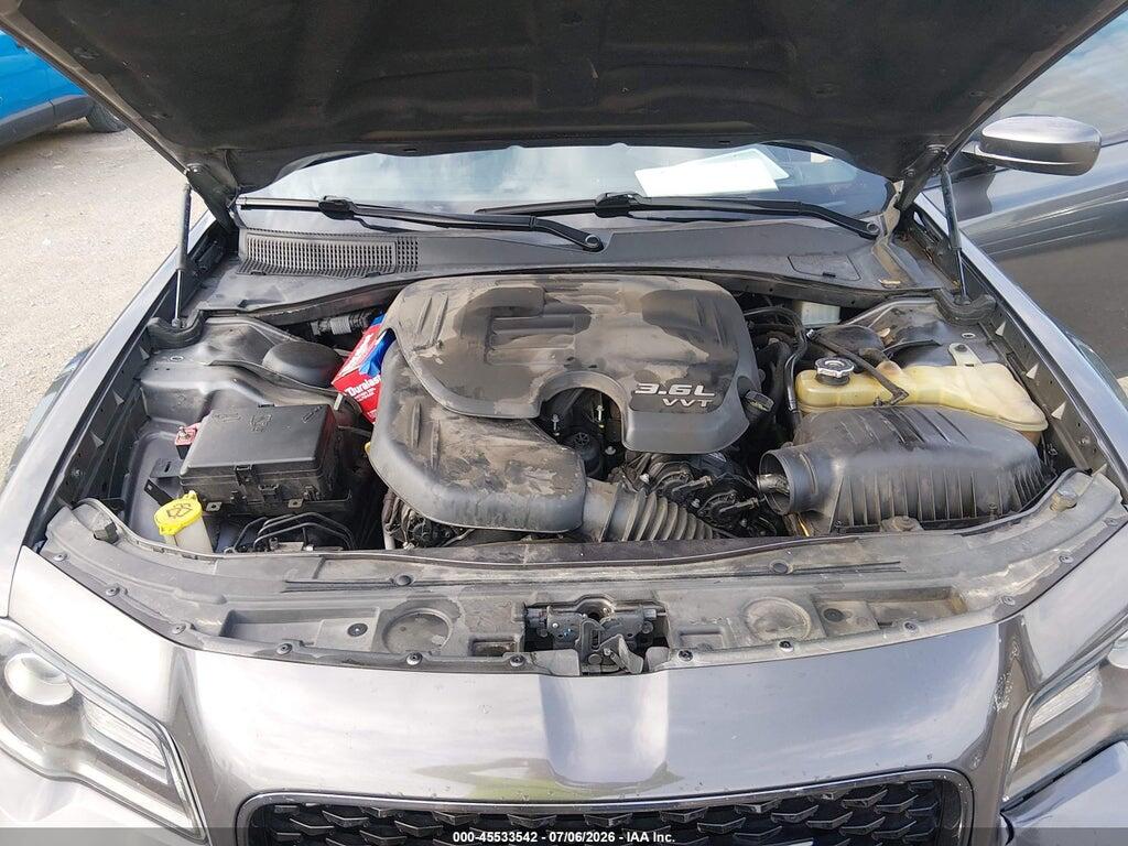 2C3CCAGG7KH533849 2019 CHRYSLER 300 photo no. 10