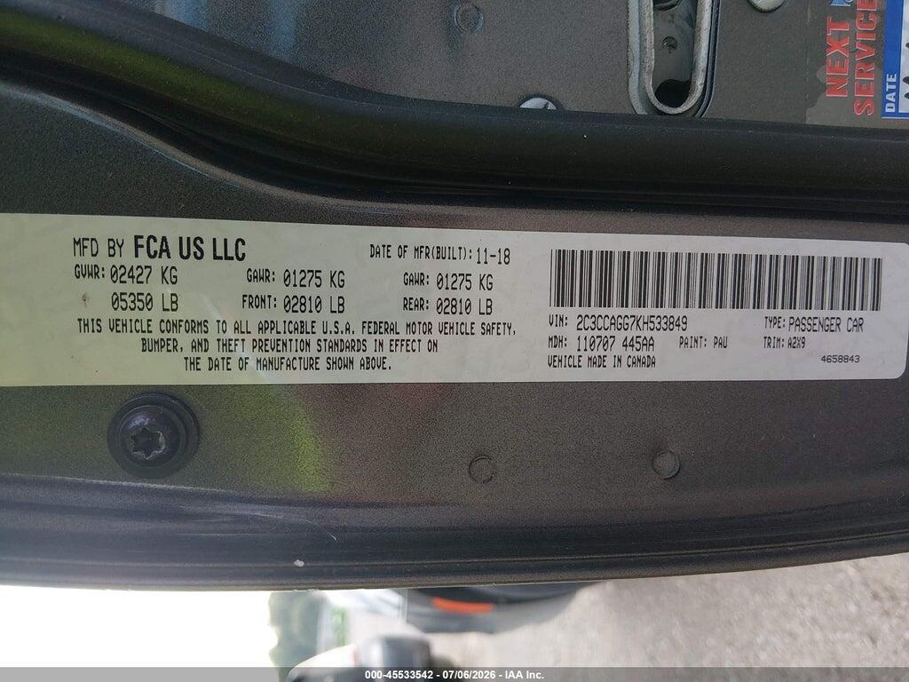 2C3CCAGG7KH533849 2019 CHRYSLER 300 photo no. 9