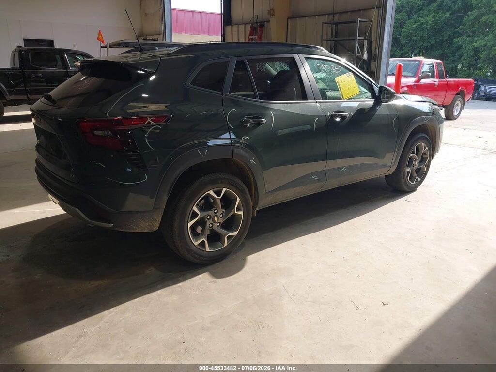 KL77LHEP1SC194076 2025 CHEVROLET TRAX photo no. 4