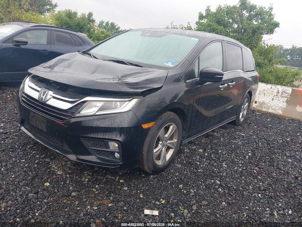 5FNRL6H74JB025621 2018 HONDA ODYSSEY photo no. 2