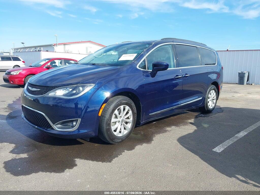 2C4RC1BG6HR720516 2017 CHRYSLER PACIFICA photo no. 2