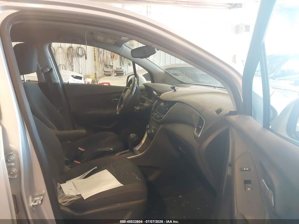 KL7CJNSB0JB550680 2018 CHEVROLET TRAX photo no. 5
